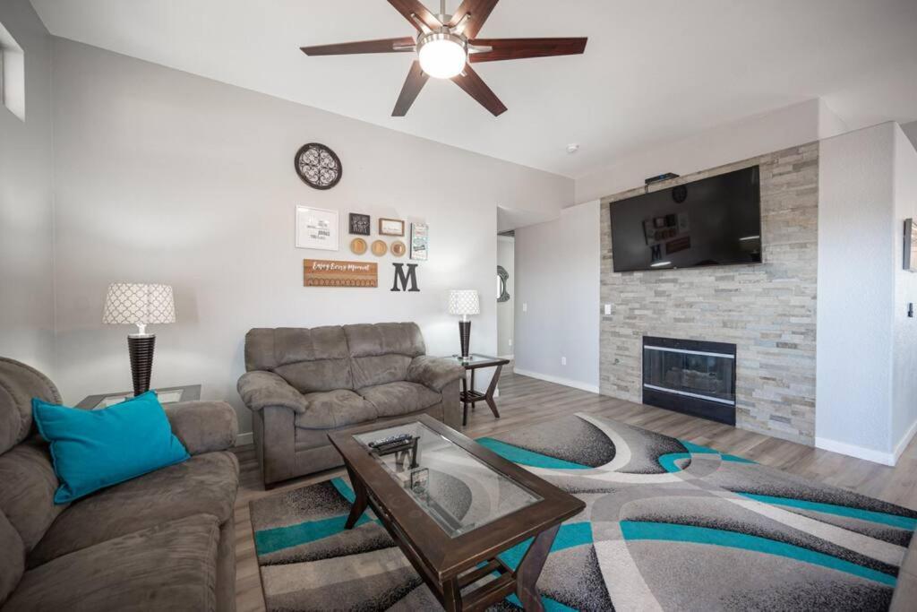 Gorgeous Las Vegas Home With Rv Parking エクステリア 写真